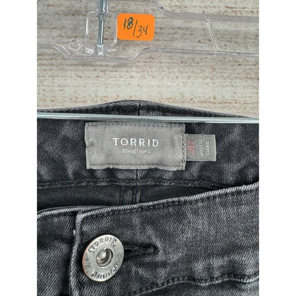 Torrid Distressed Stretch Tapered Leg Jeans Women's Size 18T Black Medium Wash - Picture 8 of 12